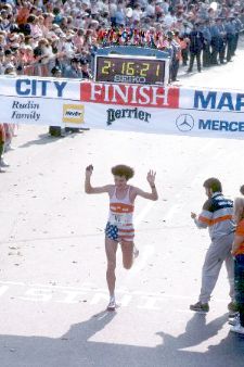 Herbert Steffny 1984 Dritter beim New York City Marathon